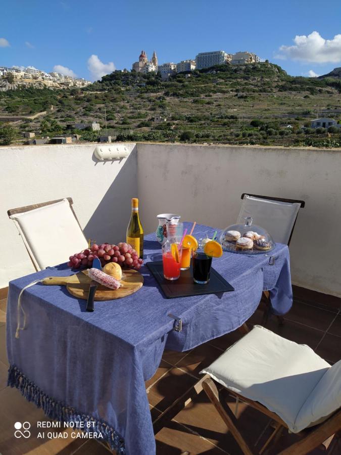 Appartamento Mellieha Beach Esterno foto